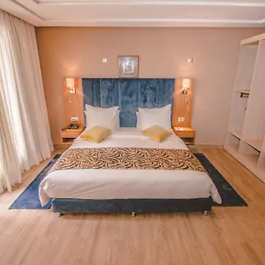 Downtown By New Art Hotel